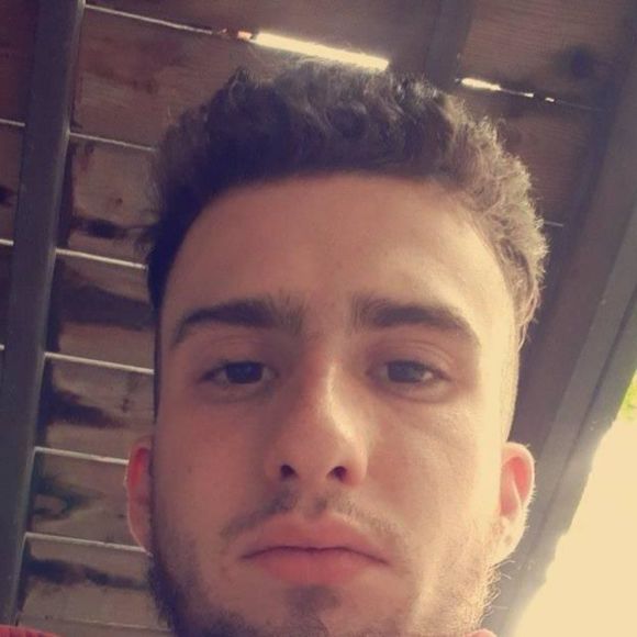 Meet your Posher, Gabriel - Picture 1 of 1